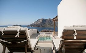 Phos Boutique Apartments